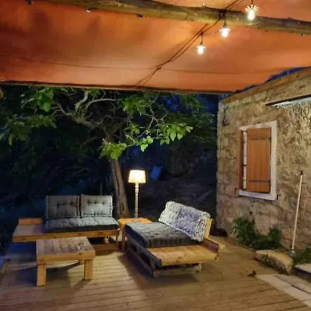 Semesterbostad Casadimela *